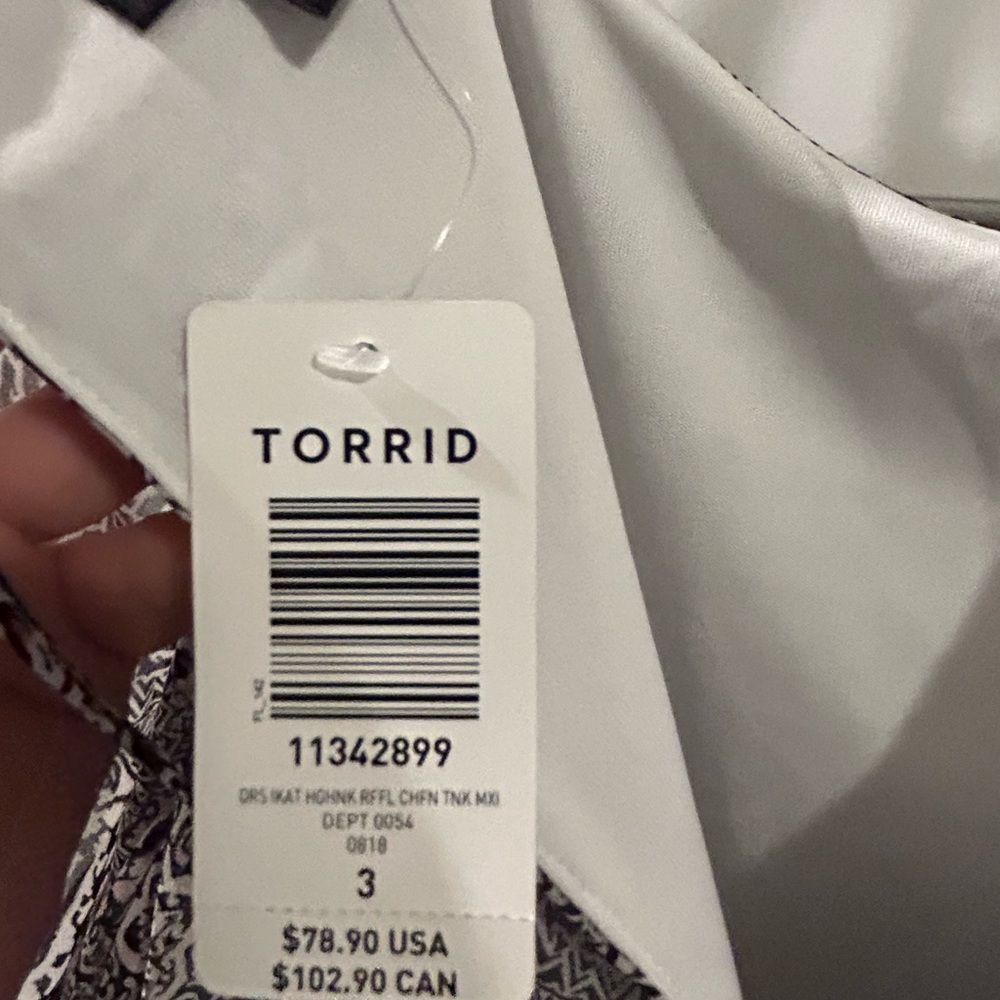 Torrid - Picture 4 of 4